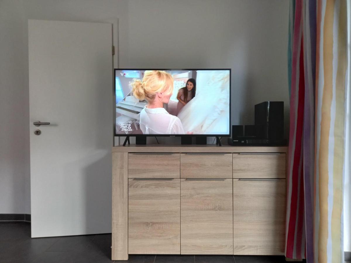 Hummel Hummel Apartment Греетзиел Екстериор снимка